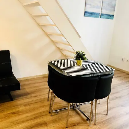 Devai Apartment
